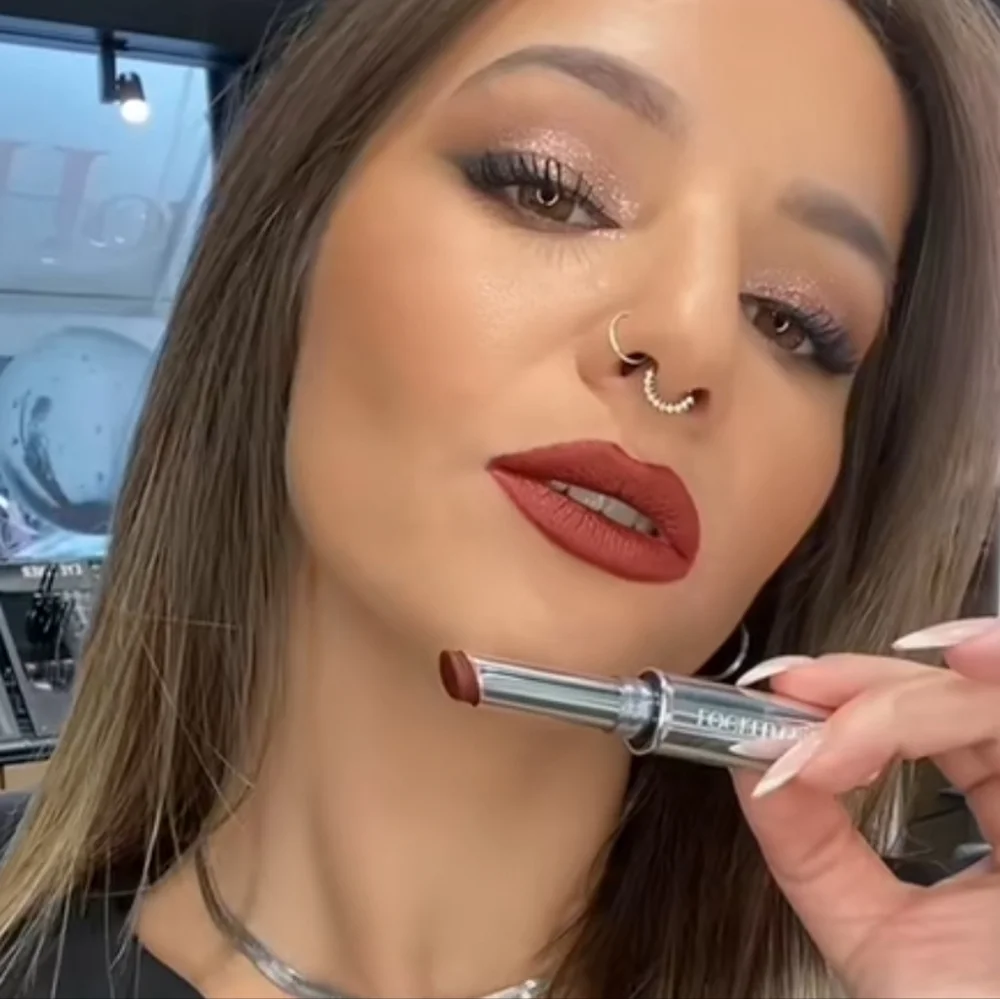 🧚‍♀️PONCY MAC Cosmetics Locked Kiss Lipstick NWT